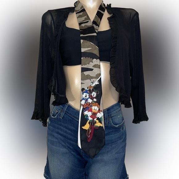 Disney men’s neck tie accessory Mickey vintage 90s y2k characters - Picture 1 of 5